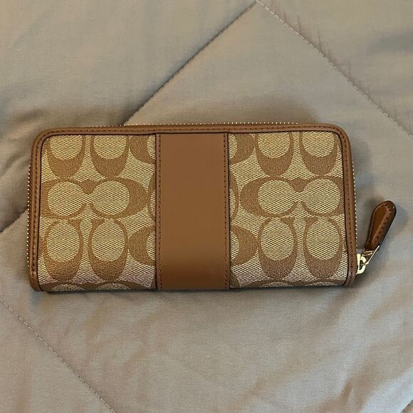 Coach Tan and Brown Signature Zip Wallet - Picture 2 of 3